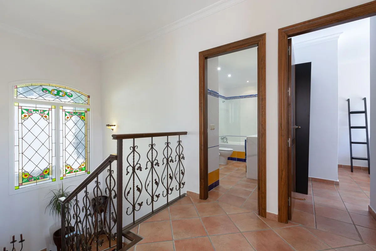 ccfc1493-1bc7-415b-a9be-6b768c90392e