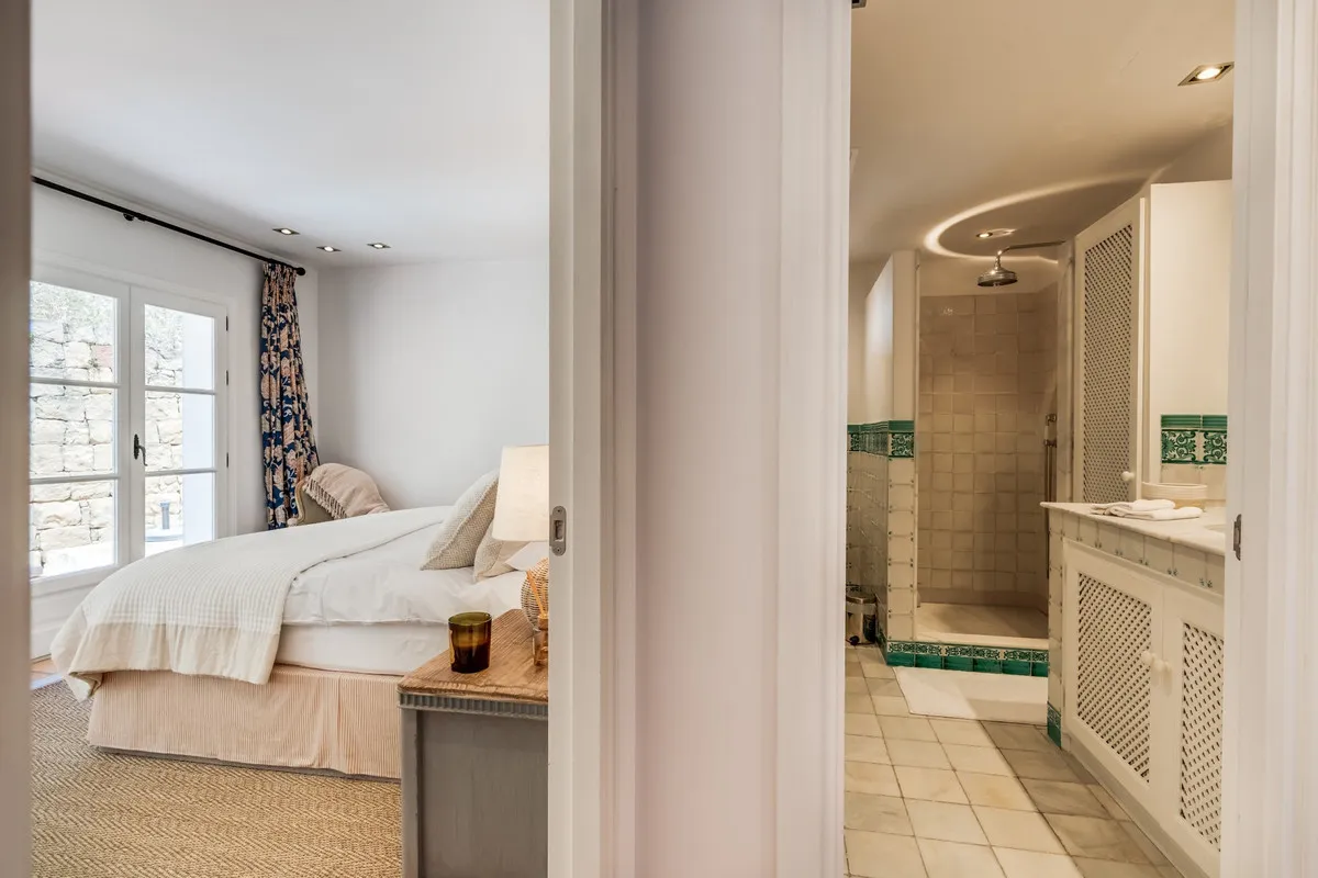 4610d126-918e-4750-a9ac-4e8a7a2b0721