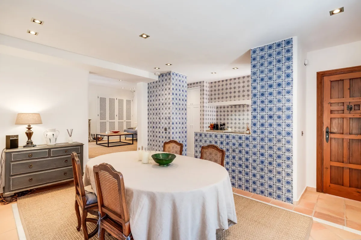 98c70fc7-2c33-4879-a218-e8bccb4d52cf