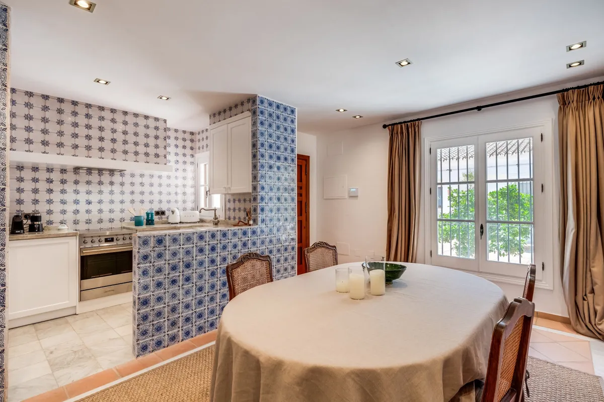 a0af3426-8eb3-4037-af5b-4c5033f31e60