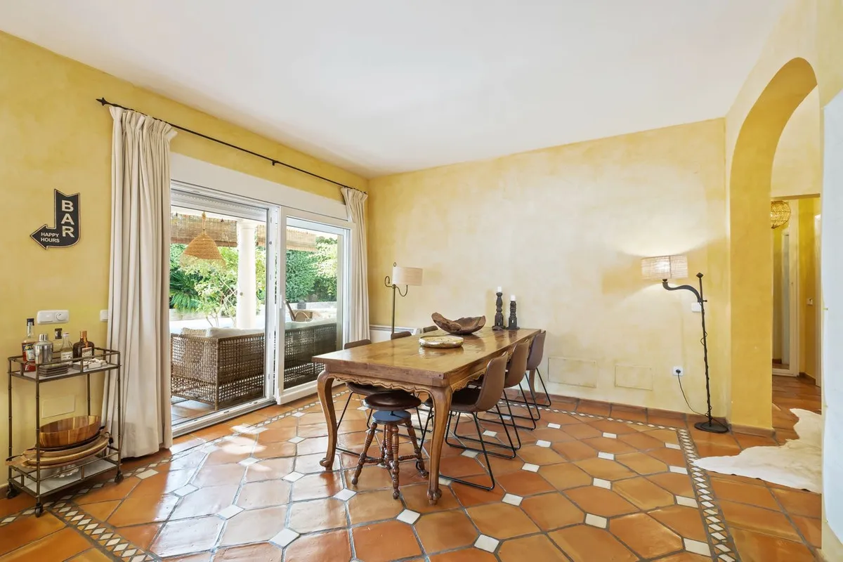 08aca7f3-3148-4d49-915a-7d961e2c7fd4