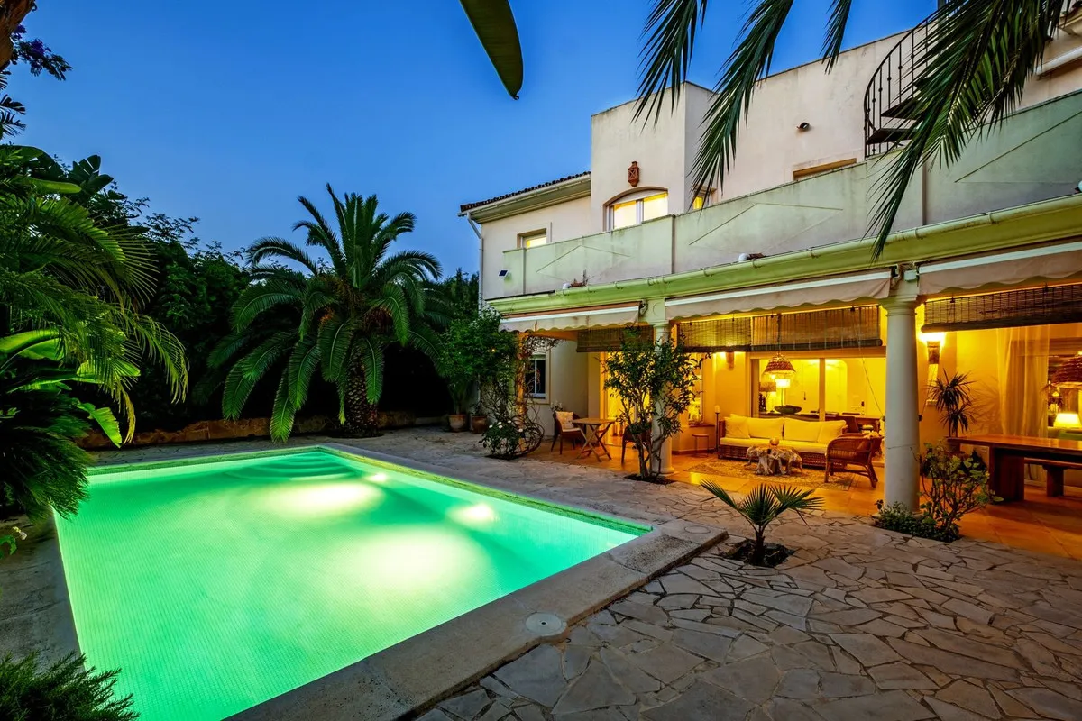 1eee3b59-ee9e-4adb-a92d-5cc17e043086