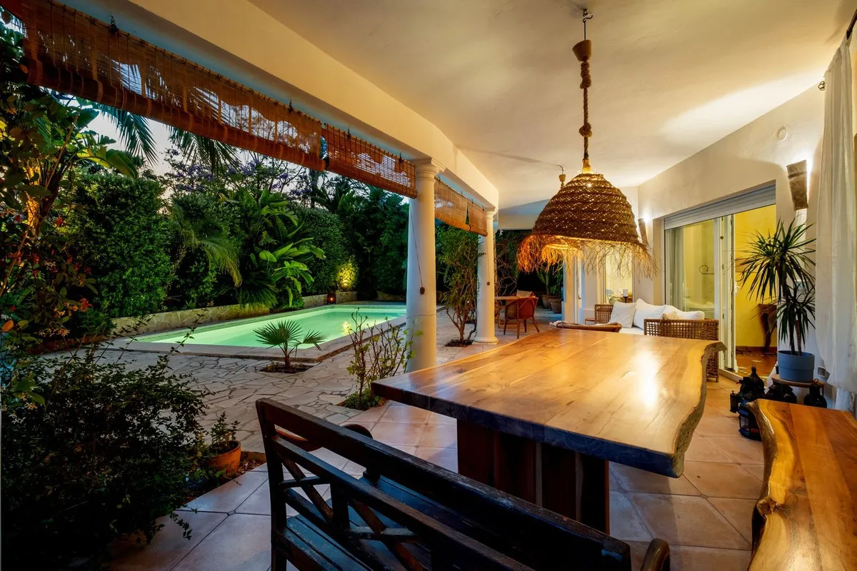 4bfe516e-c4c0-4799-89c9-1b5d4ee73b53