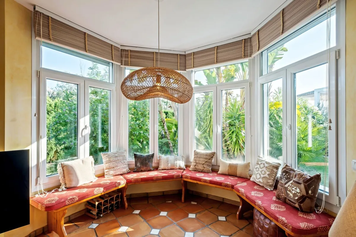 704f365e-79a3-4c99-a7be-952fa101fe4e