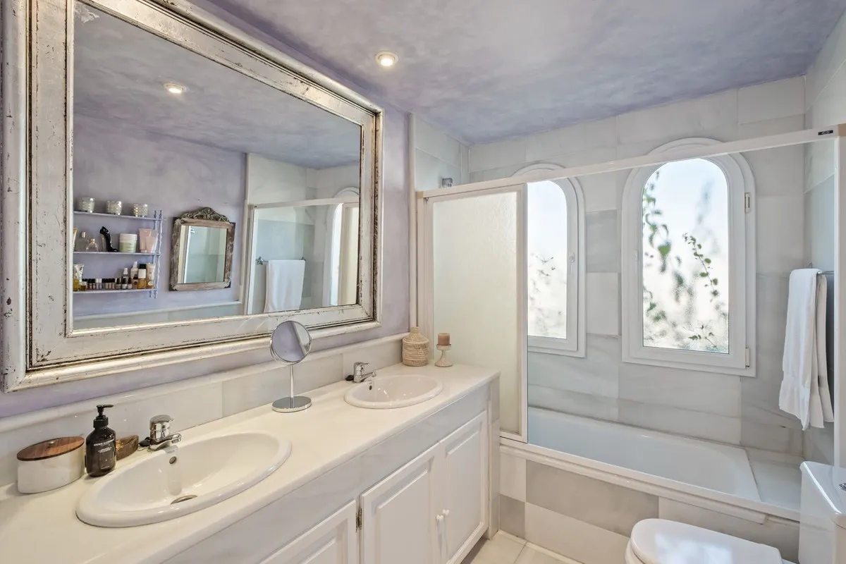 778f41a0-8a52-4033-9c9f-0b9cad01bbe8