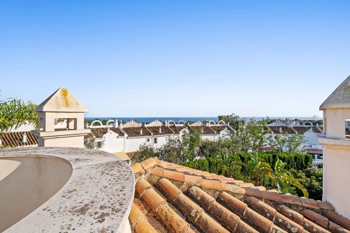 d8834f6a-f984-46b0-8f56-e071e13bce20