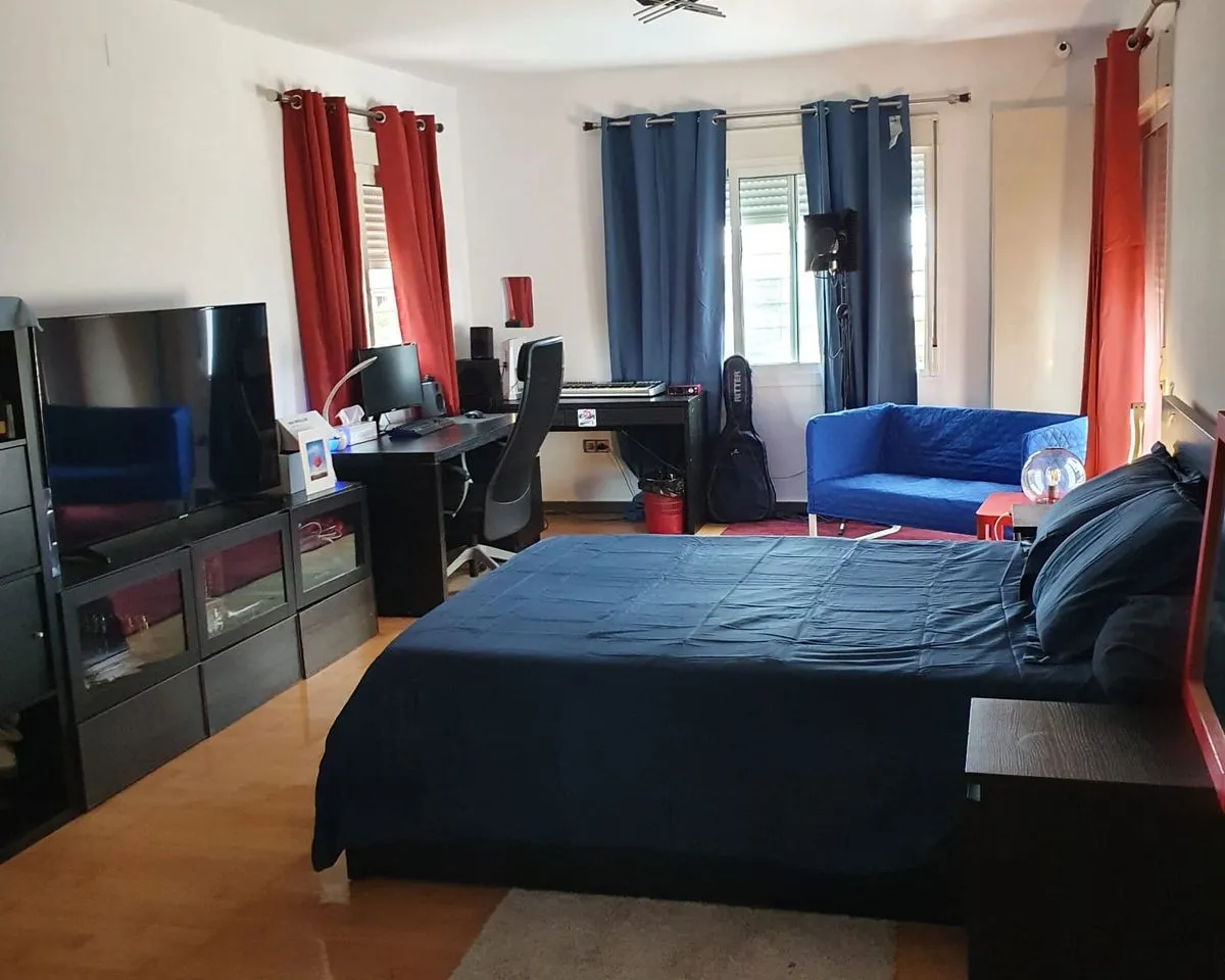 1eb5c93a-d92a-4957-8f6f-c2d01d271073