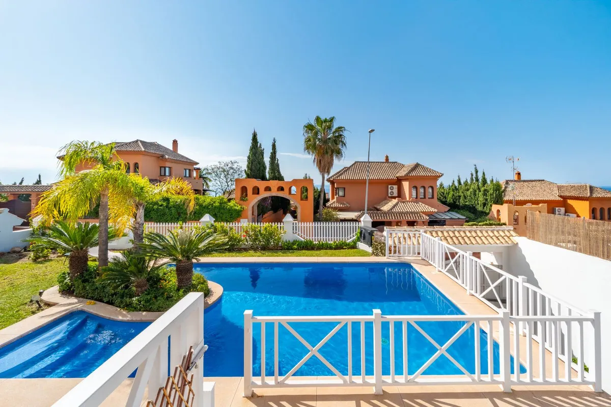 251743ab-7537-44d3-ae54-a440af24c497