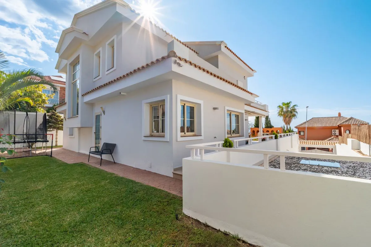 663a36df-f9c0-455f-97c4-a8553a121d37