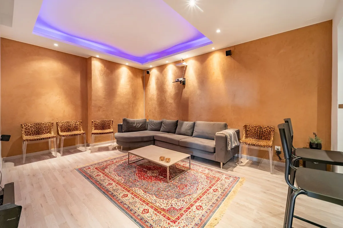 6e0661f2-a076-4c9d-b7f4-cd306fc4ff78