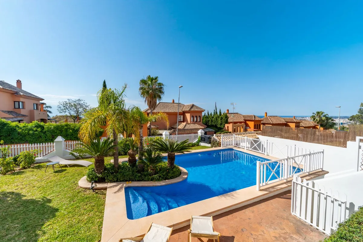 b160c088-015d-413f-ba63-8d8f42572651