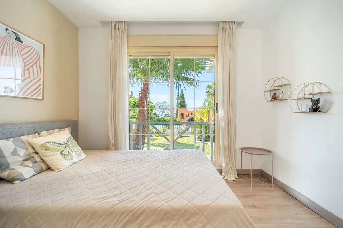 f12de346-40b7-4d9f-97f8-e8a85bf60ab9