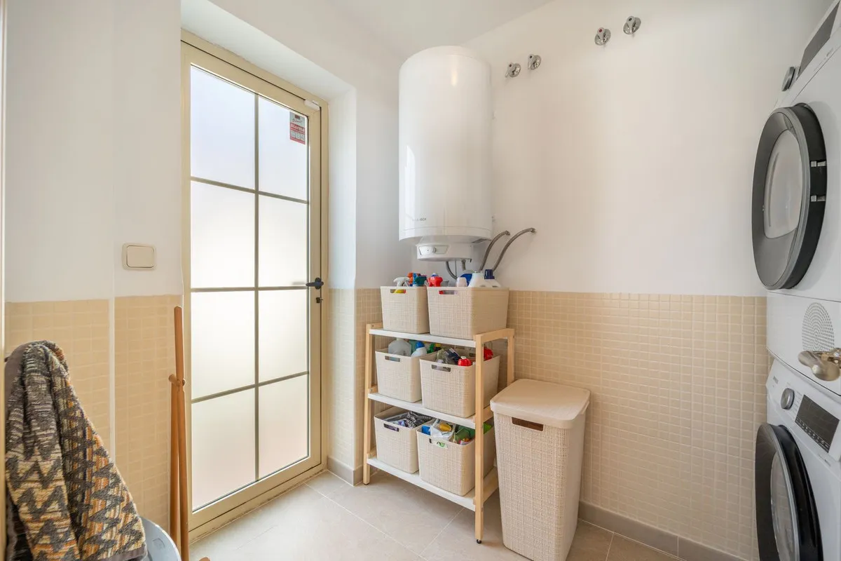 fa0b1ce3-6d4f-4a7c-a54a-2a6b22d21a58