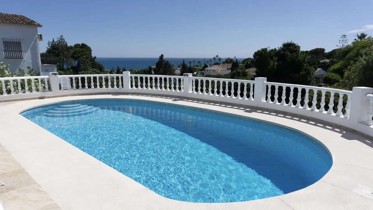 1d8c525b-cad1-4c57-aab0-3cc465a8b346