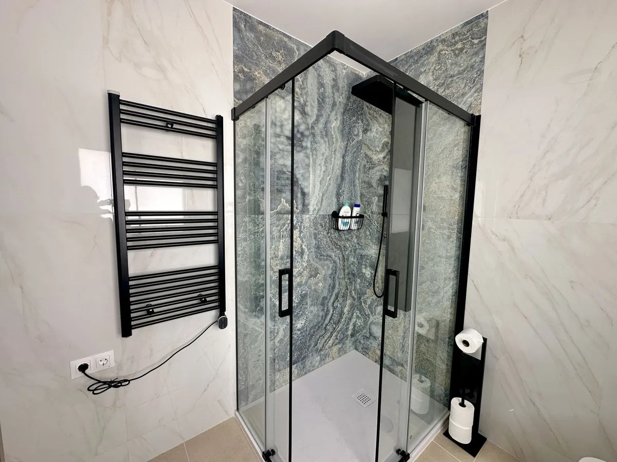 a686f162-da5e-4c39-b9ae-8676ff784ac8