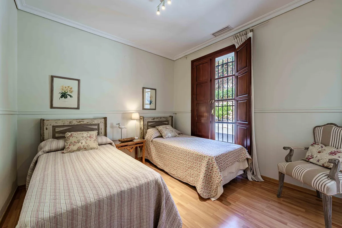 13f9aabe-72b1-4c9d-bf0e-092ed7129b5c