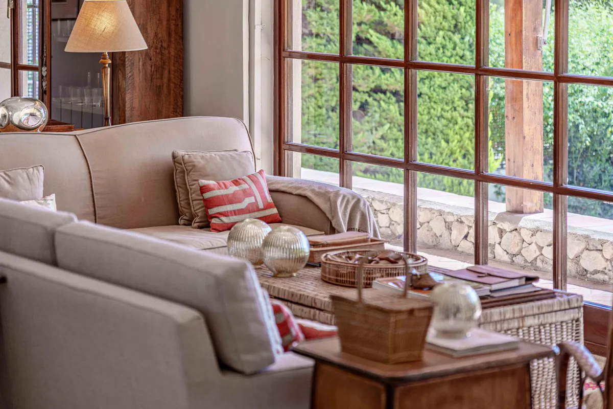 2e56373e-02e5-4939-88bd-f051a3a188db