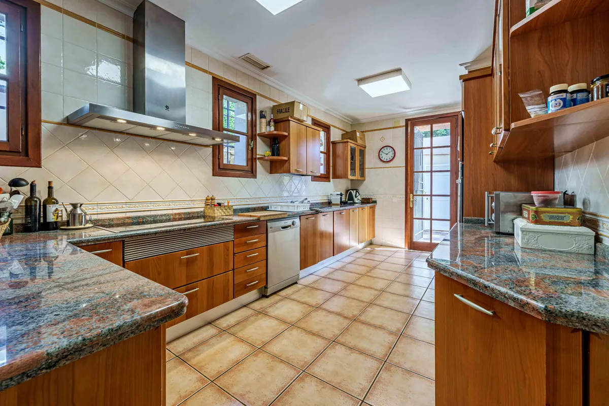 72a48fd7-fc48-4187-9075-e833cb0cb67e