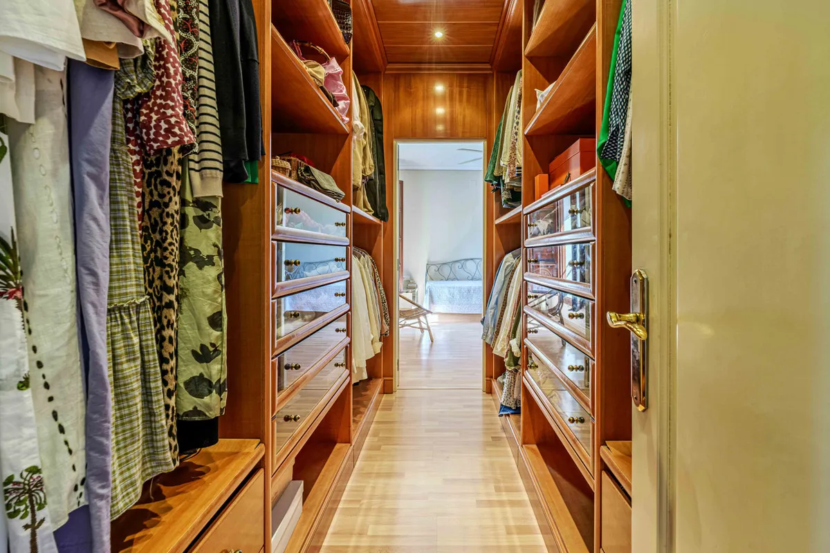 ab4eaa24-110b-4522-935b-c162e4d91d41