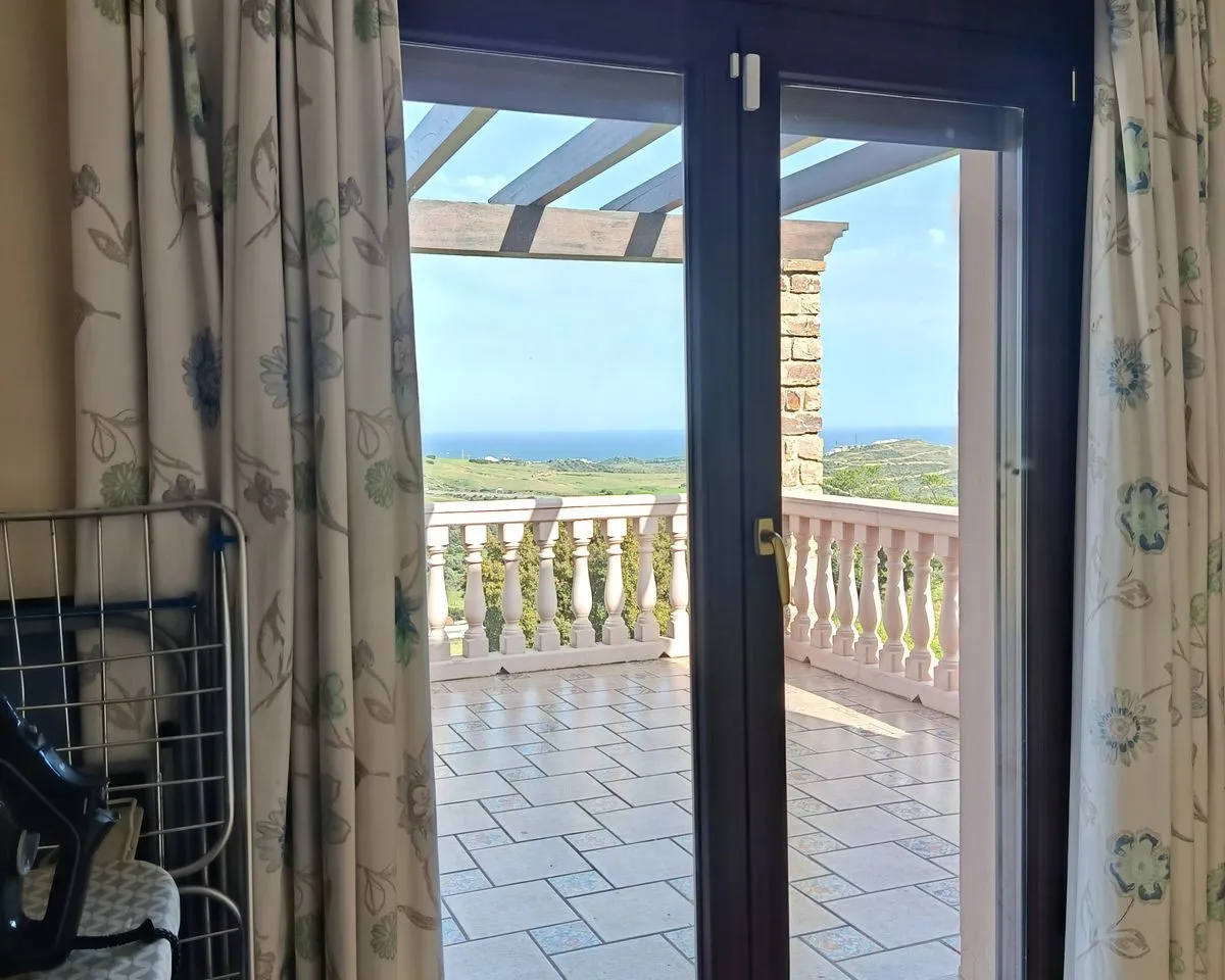 674f8062-63a8-46a8-b5cc-4ab73e3acfa6