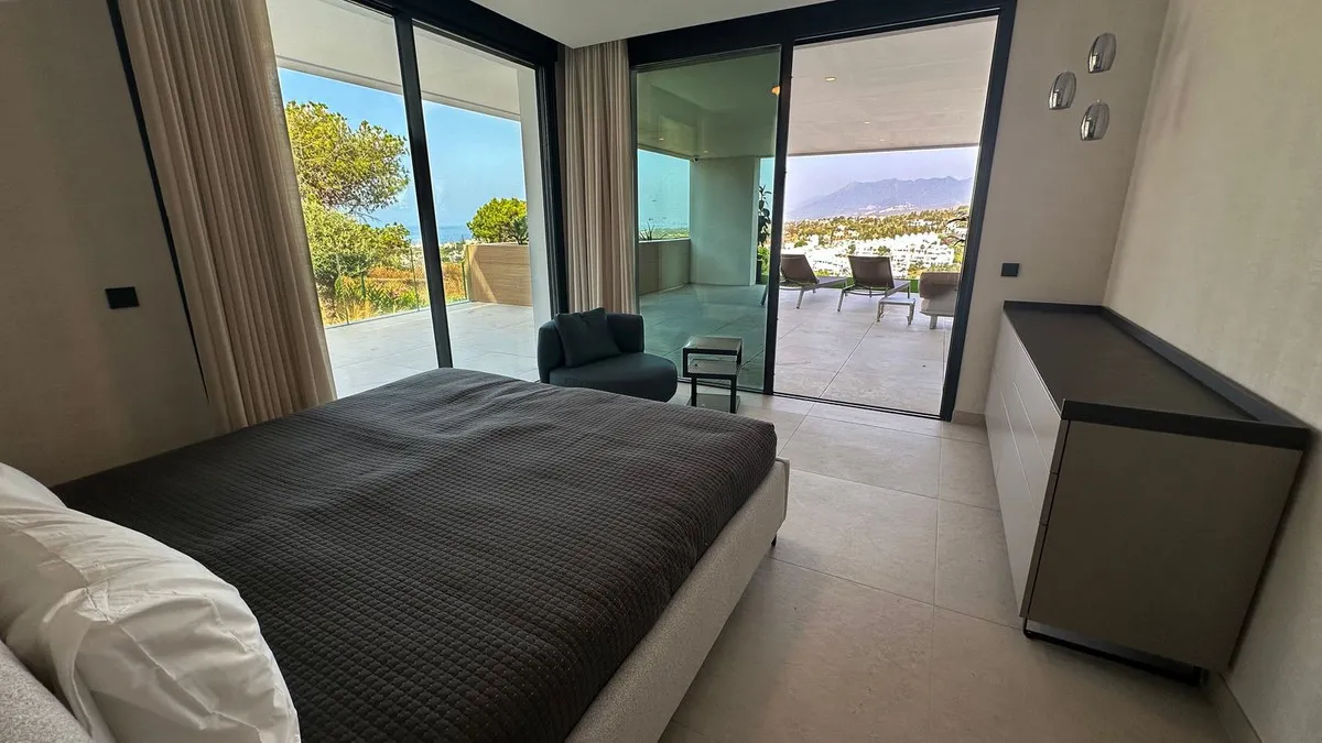 29e508e2-1a33-4c53-9bfd-7ce168fc3ab2