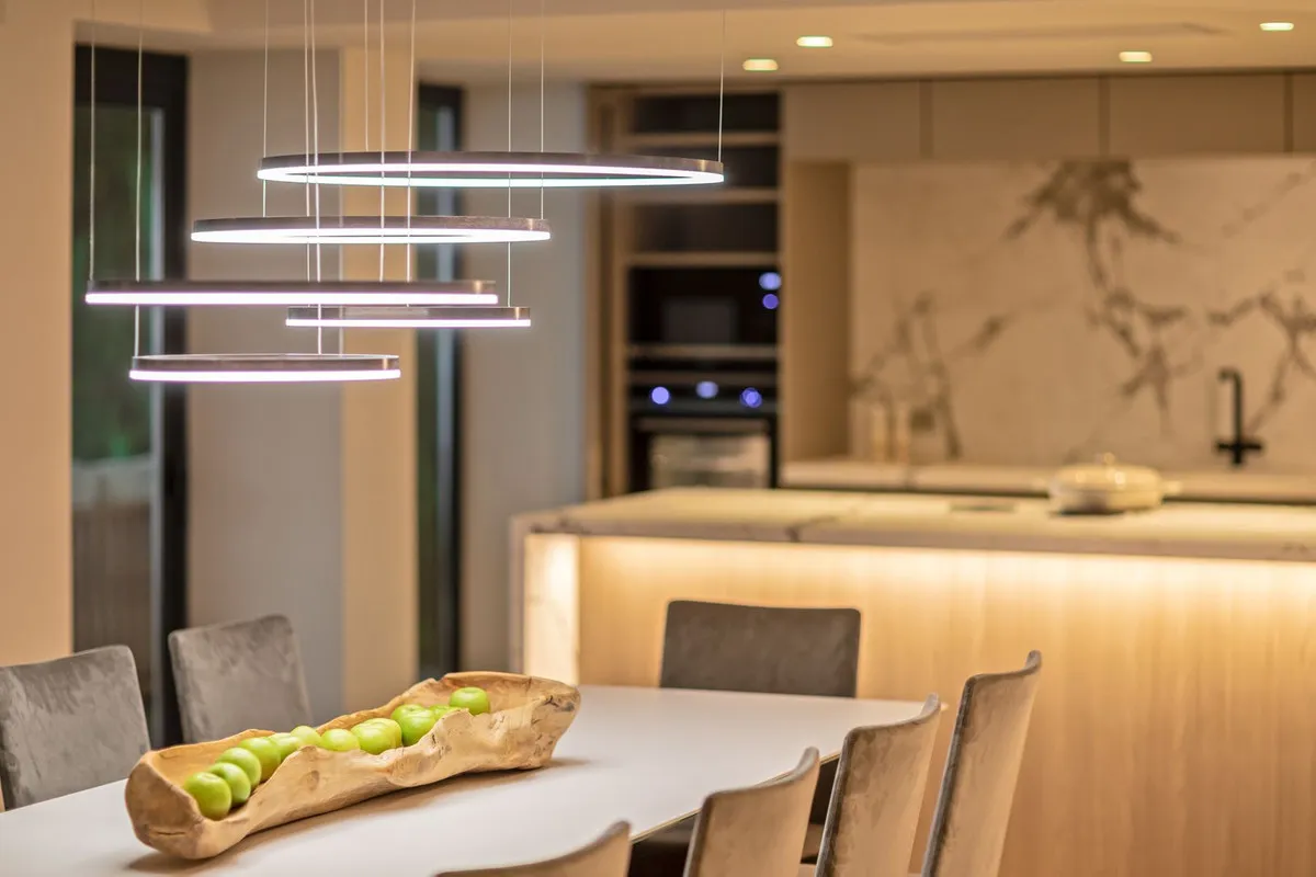 72f4a194-9e69-4070-baa5-a764ef3a5928