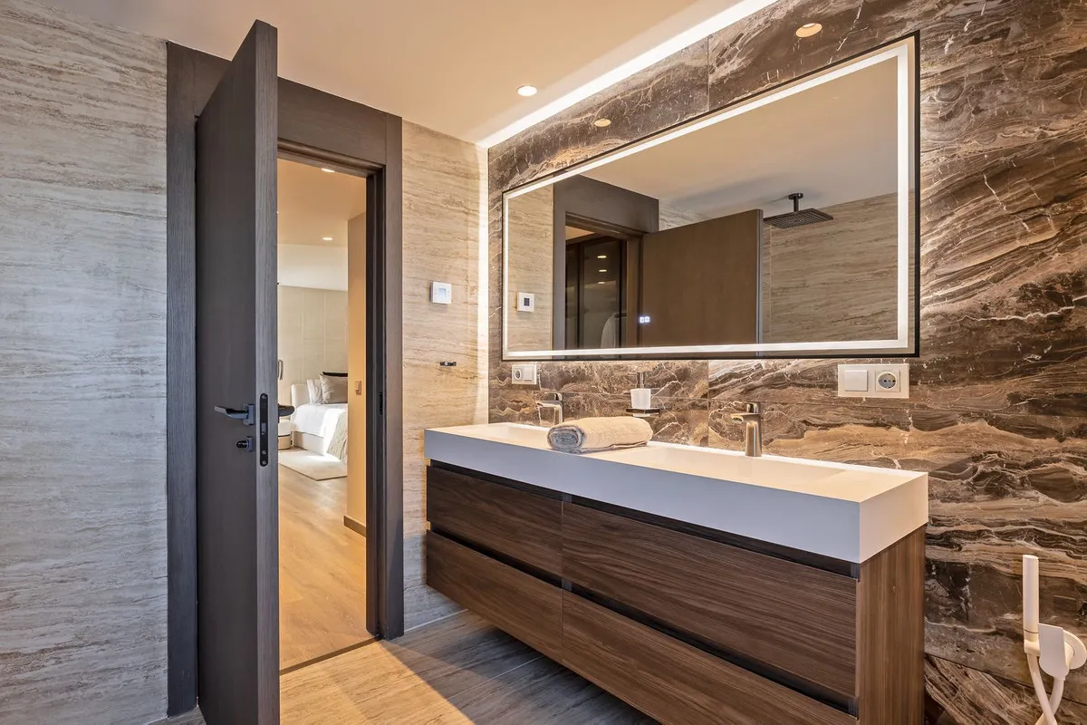 f4744261-b50e-47ec-ad64-396a0767b432