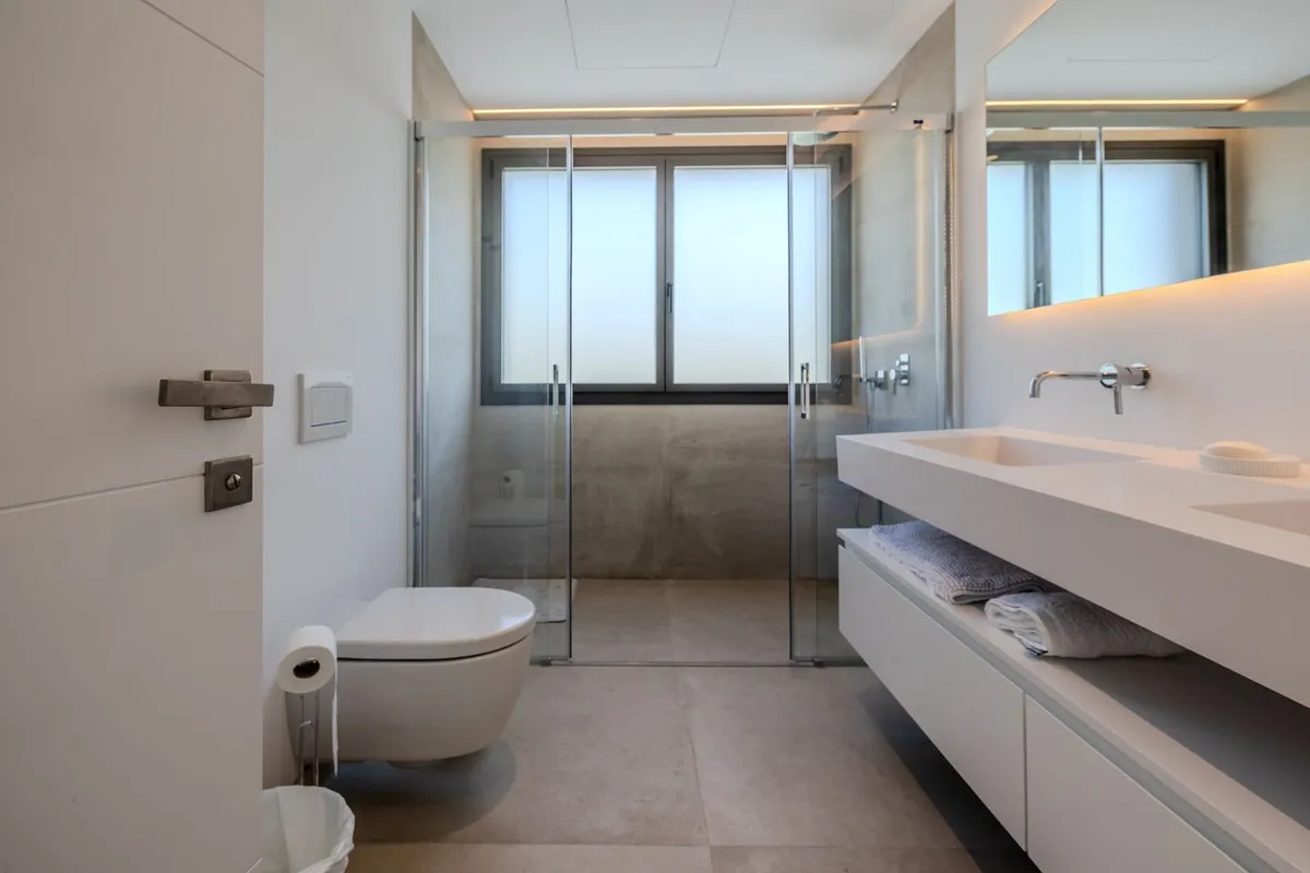 0e8e8108-7f5e-4f1a-9793-d2ac06a414f7