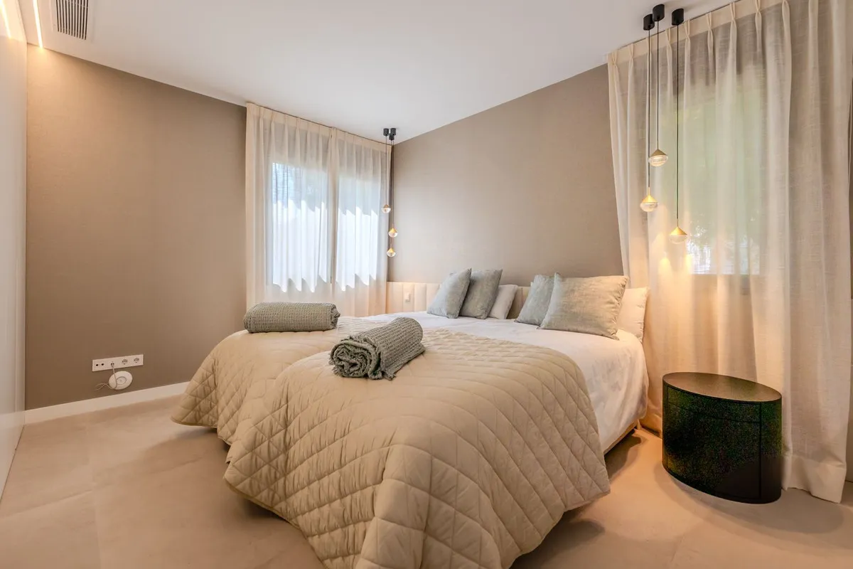 1b3fa2cf-9d10-4d25-8c8d-2902319726c5