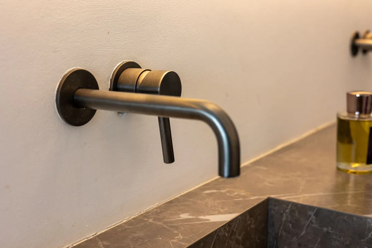 2edc1954-4bb8-493c-bd63-c767edb94d3a