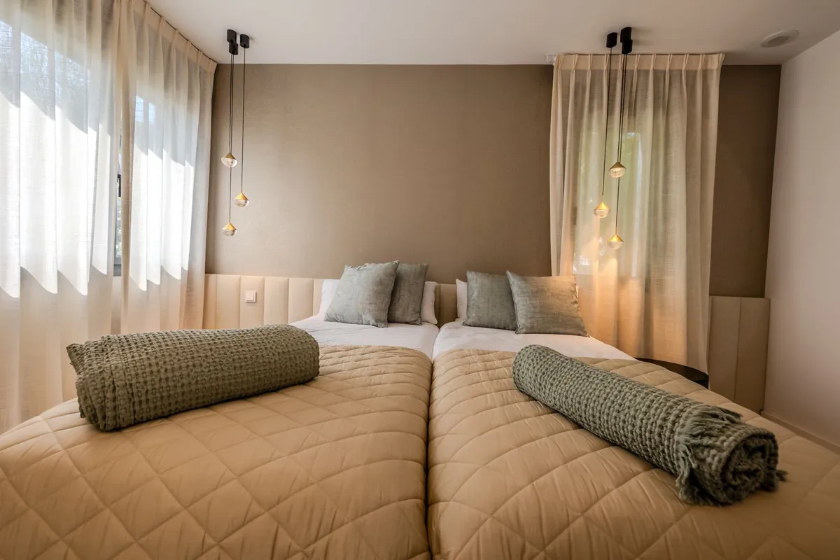 3254dbd6-9a0e-47f2-b00e-0986ad3fd343