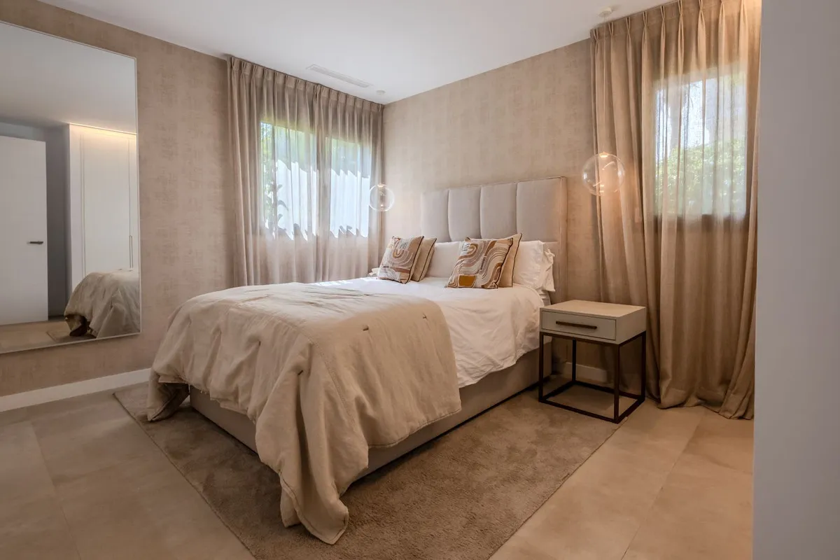 32c95968-2d1f-49e6-8a9a-85b1b14c1d2c