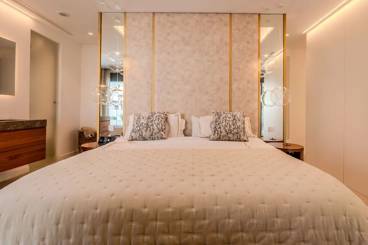 43b57349-fb1d-462c-95ff-293c67d57aab