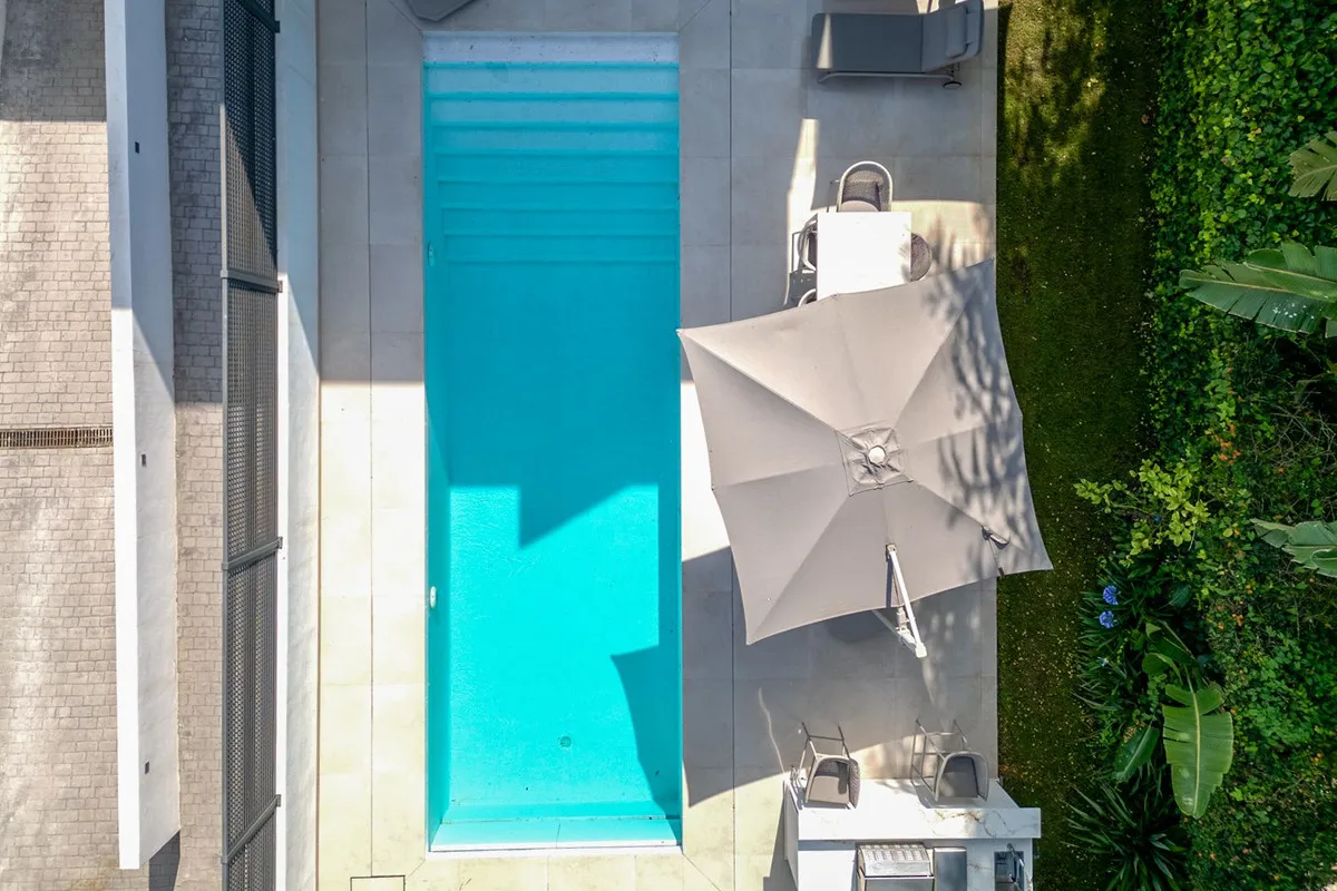 ef2585de-0e5b-4d90-9548-6d8c4b0acb46