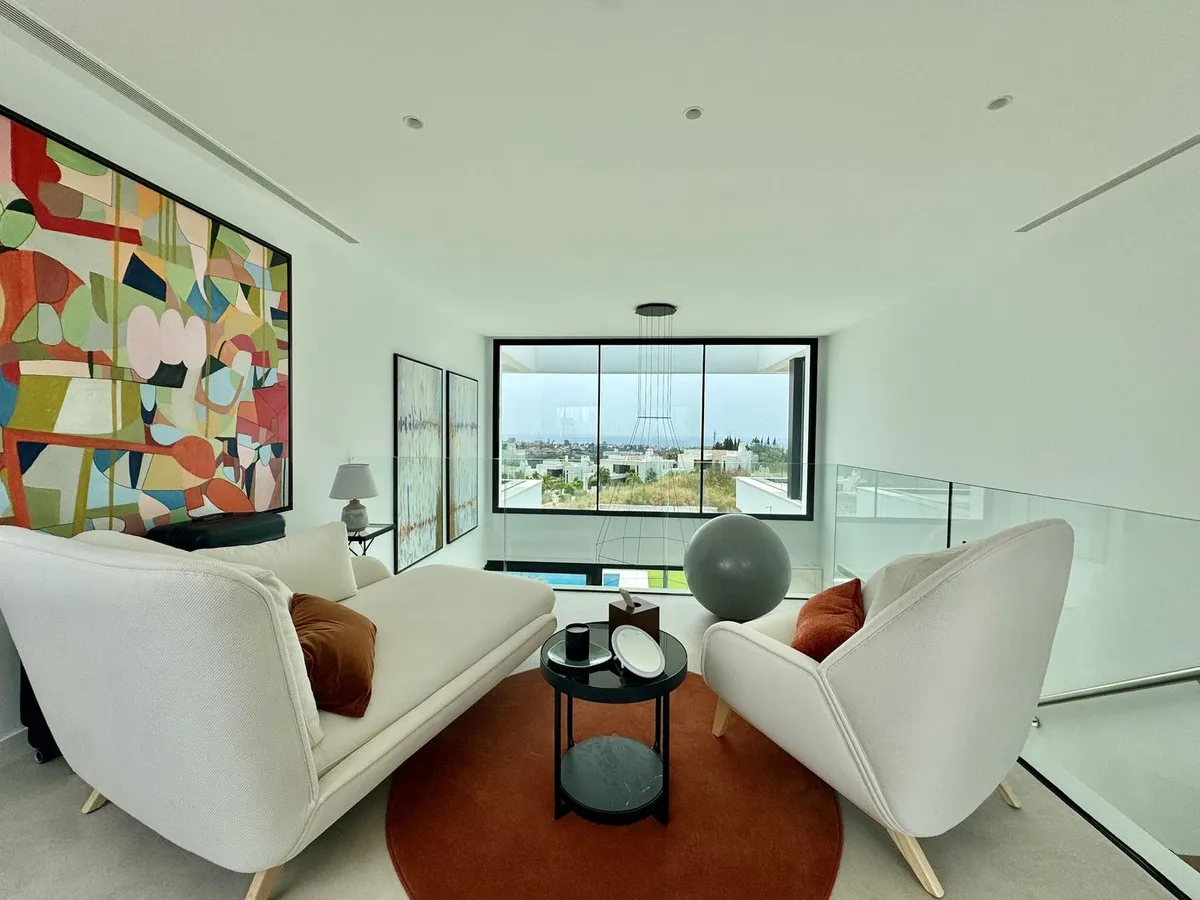 1c63083a-5596-4c9a-ac7f-1988de95ed87