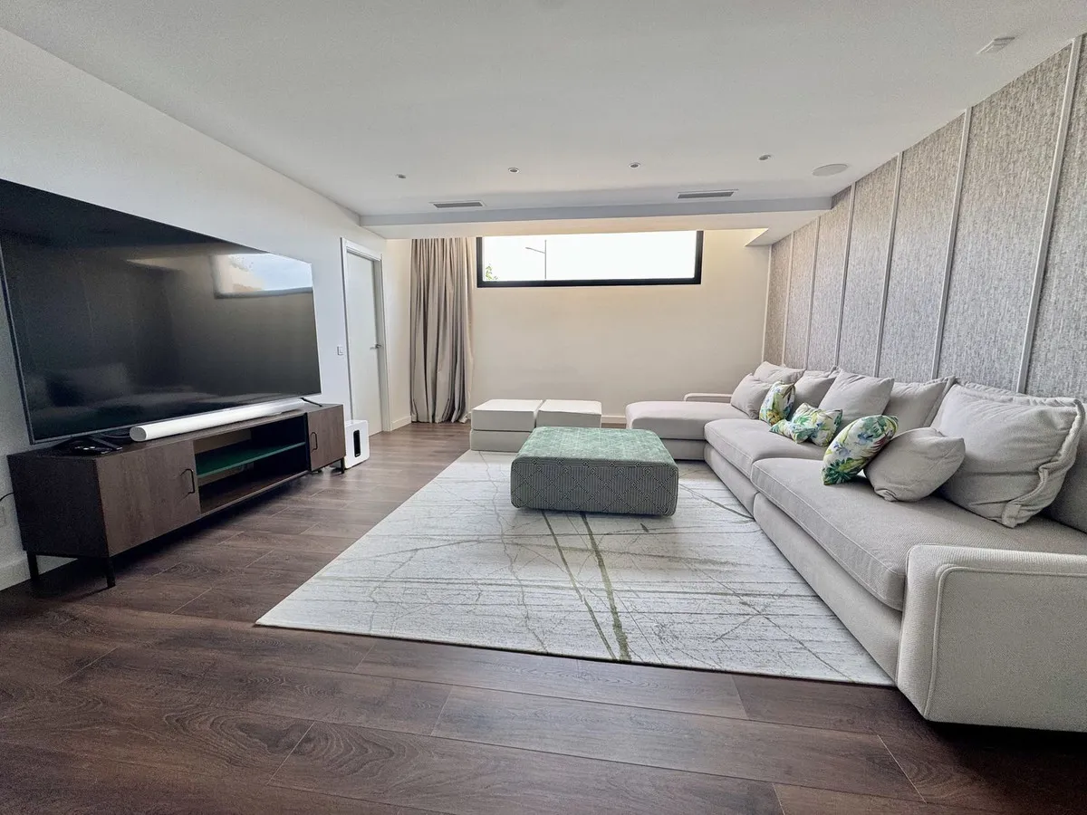 32ba2848-ab06-4281-9c54-0b80ab03be39