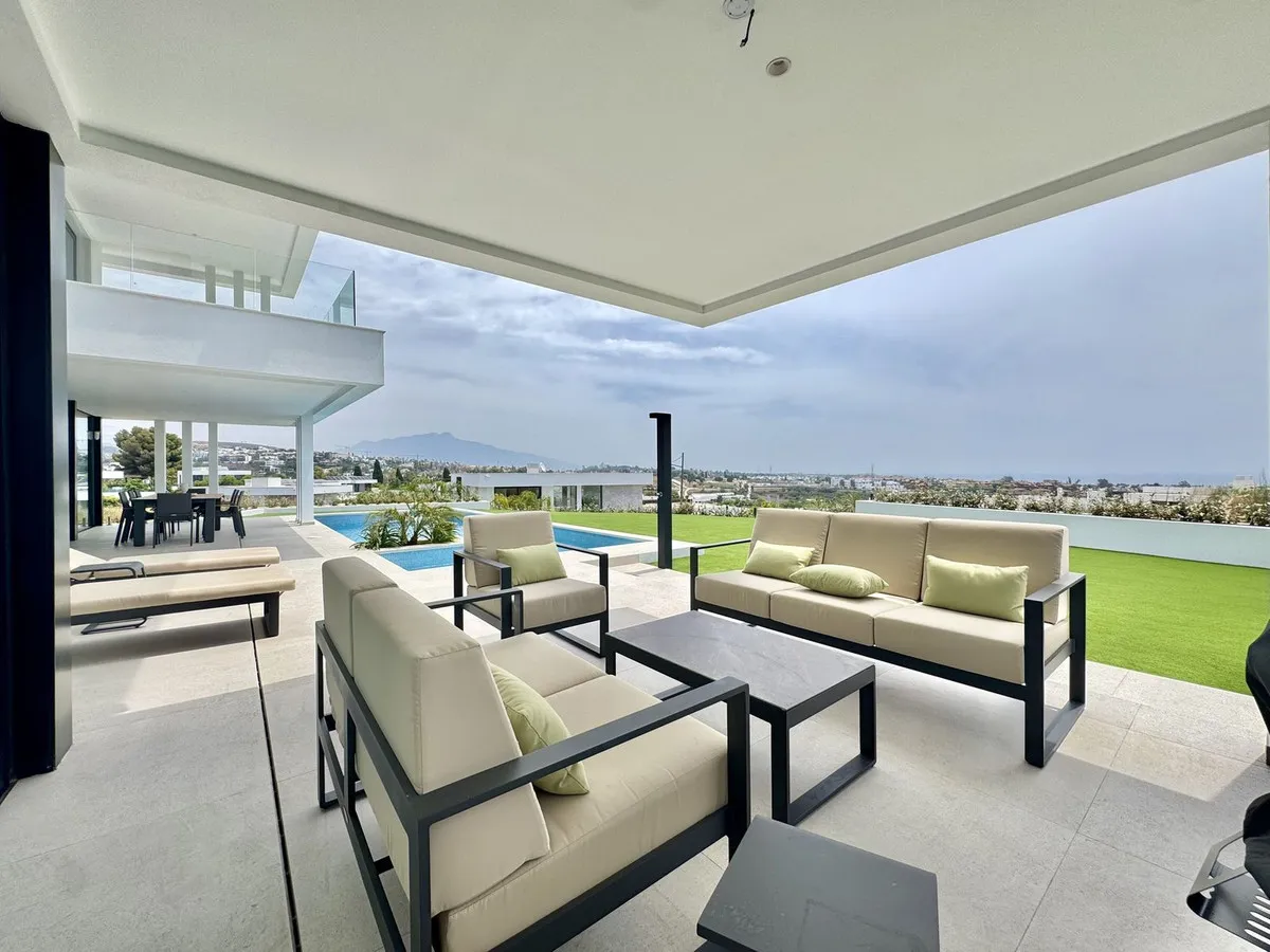 5f11a12b-c824-4cf0-a7a4-b2aed8eb6960