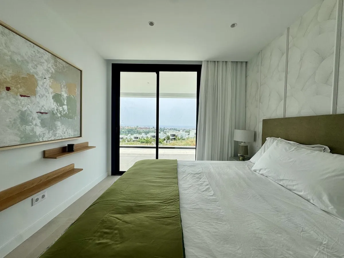 c1dc09d7-fc66-4e76-9925-5de205969a9a