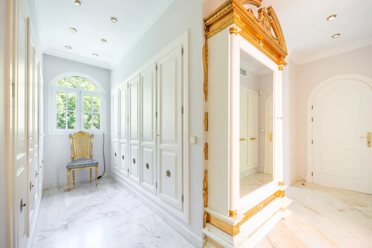 85fc0cc8-e8cf-4b41-ae83-2bf78cb4abe3