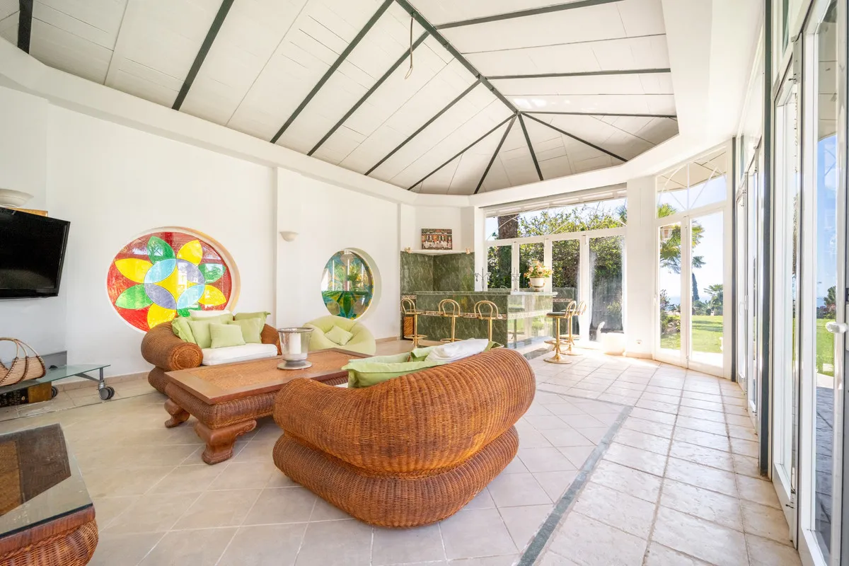 90f91d0e-a6e9-4c9b-8026-e87fc58ec012