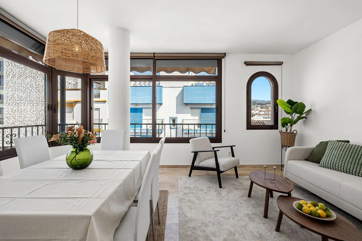 4a3f3fb9-2f3c-44f0-8fe2-47f713dde855