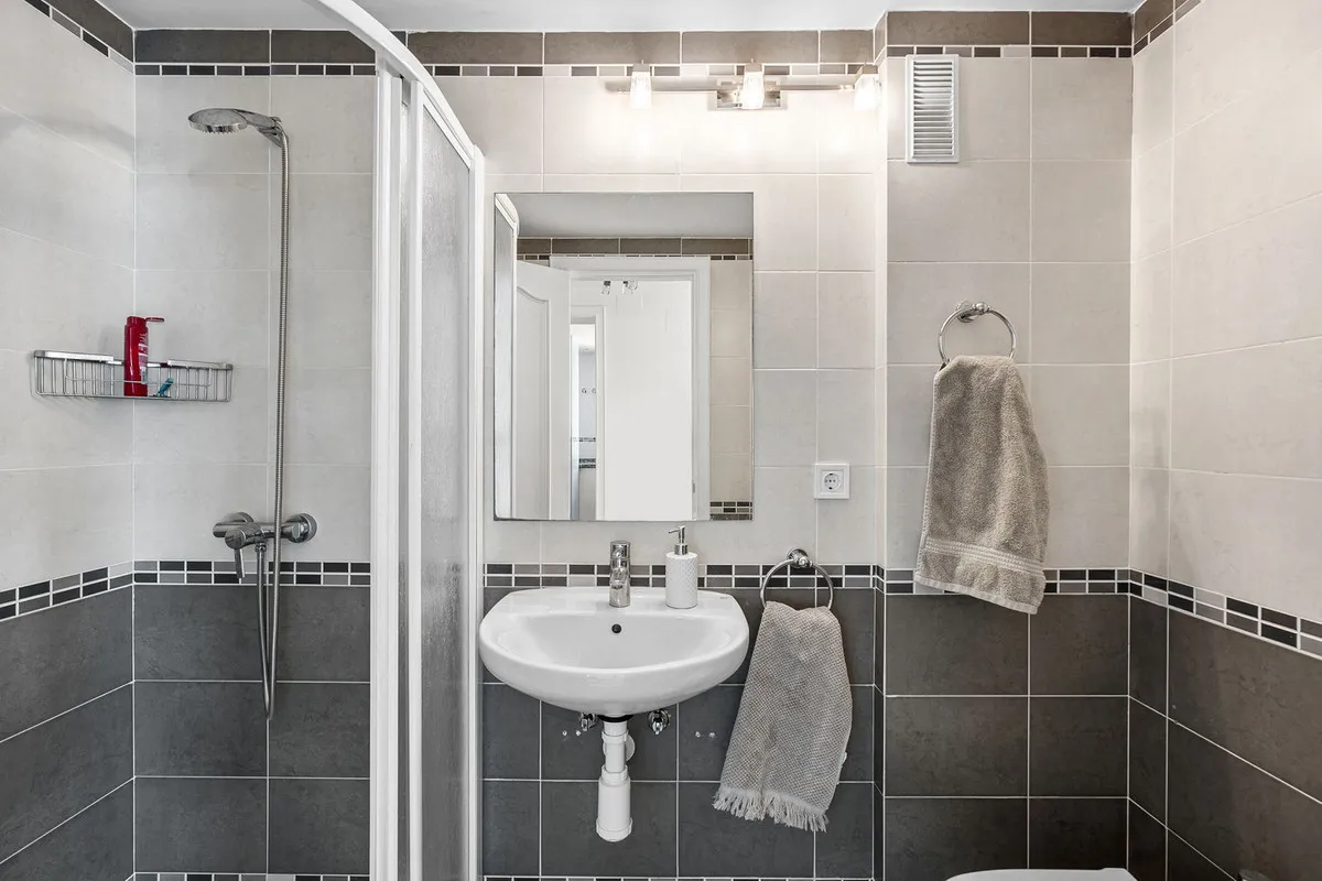 7d46ca50-fd1f-4ca5-b78d-85cfeef073a8