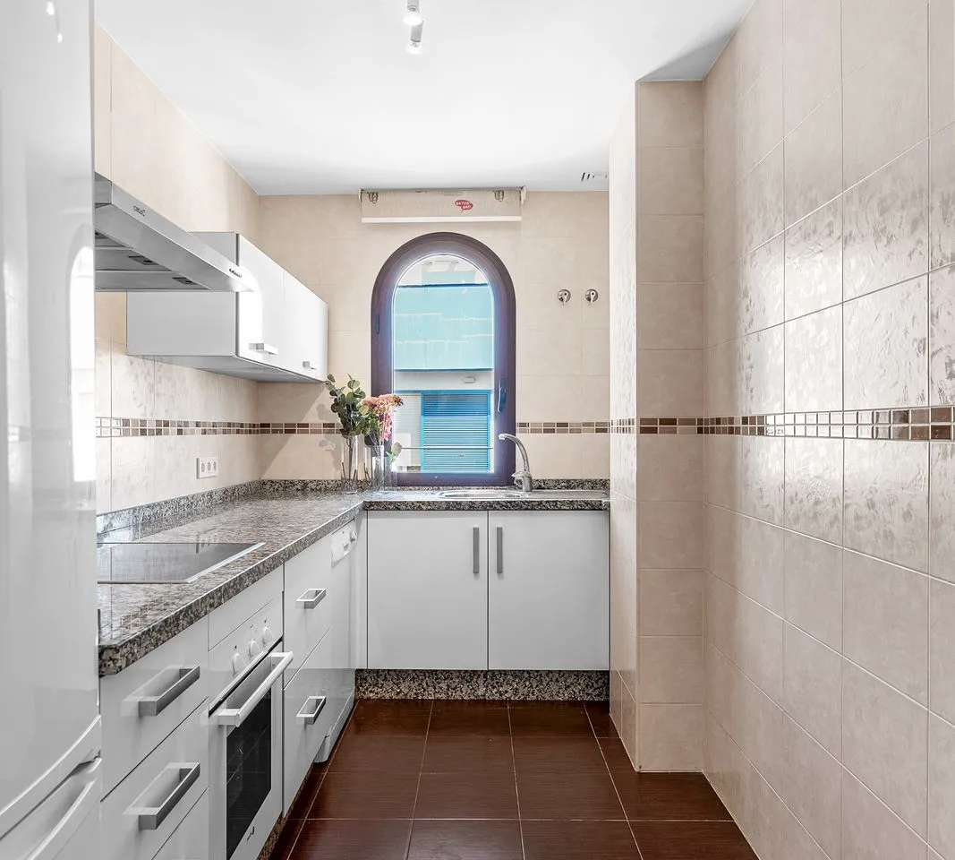 8bb0a8cf-8af6-4ad8-a3f0-9e700bbab1c6