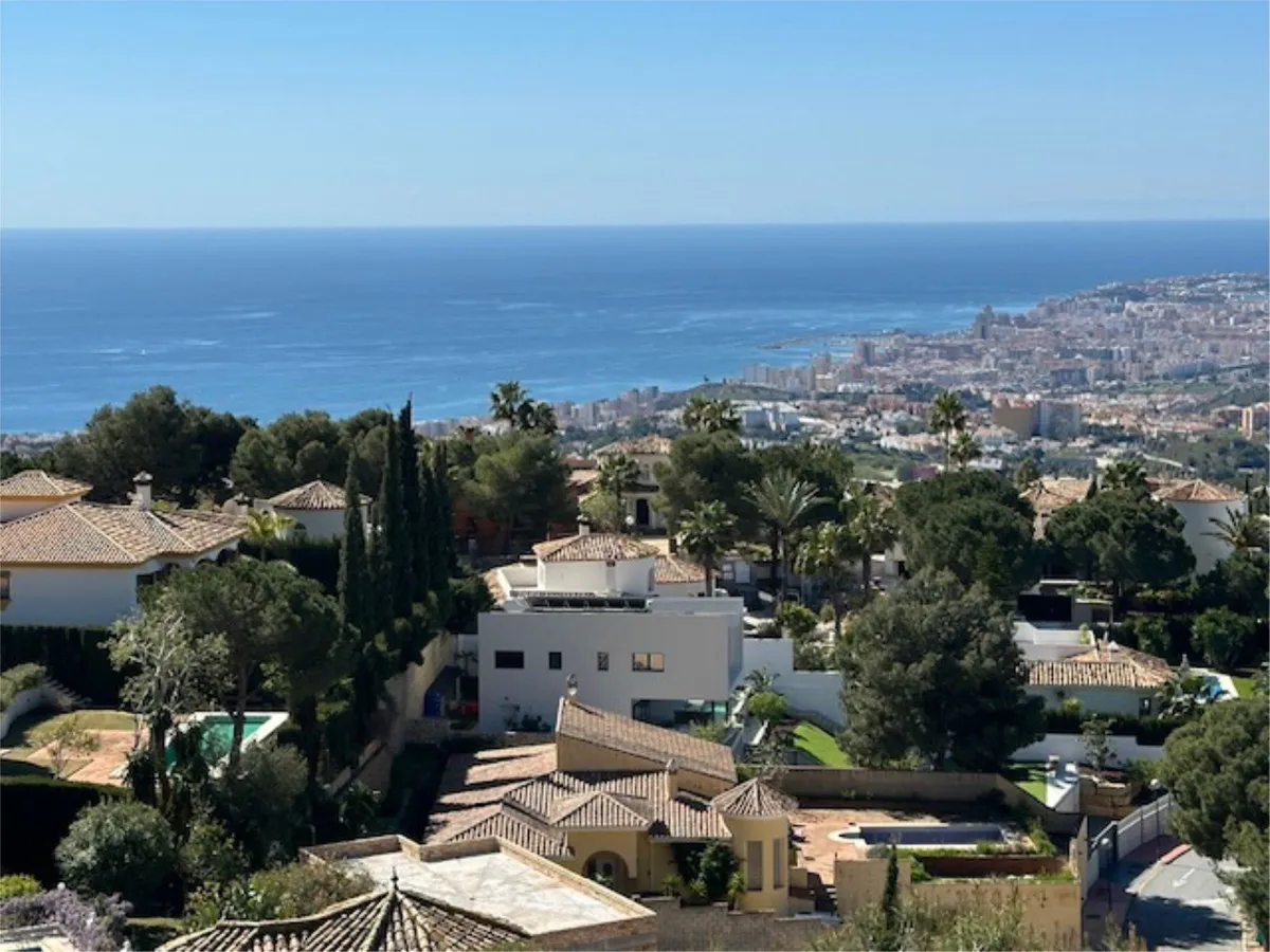 0dfaa241-ac99-4d20-b48e-b4e27efa282e