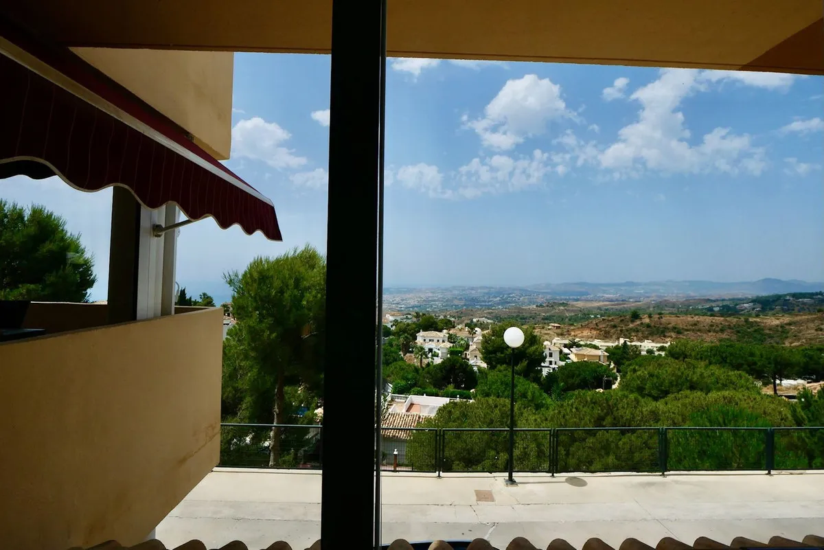 0f727702-33e3-43b4-8657-891a0ff95626