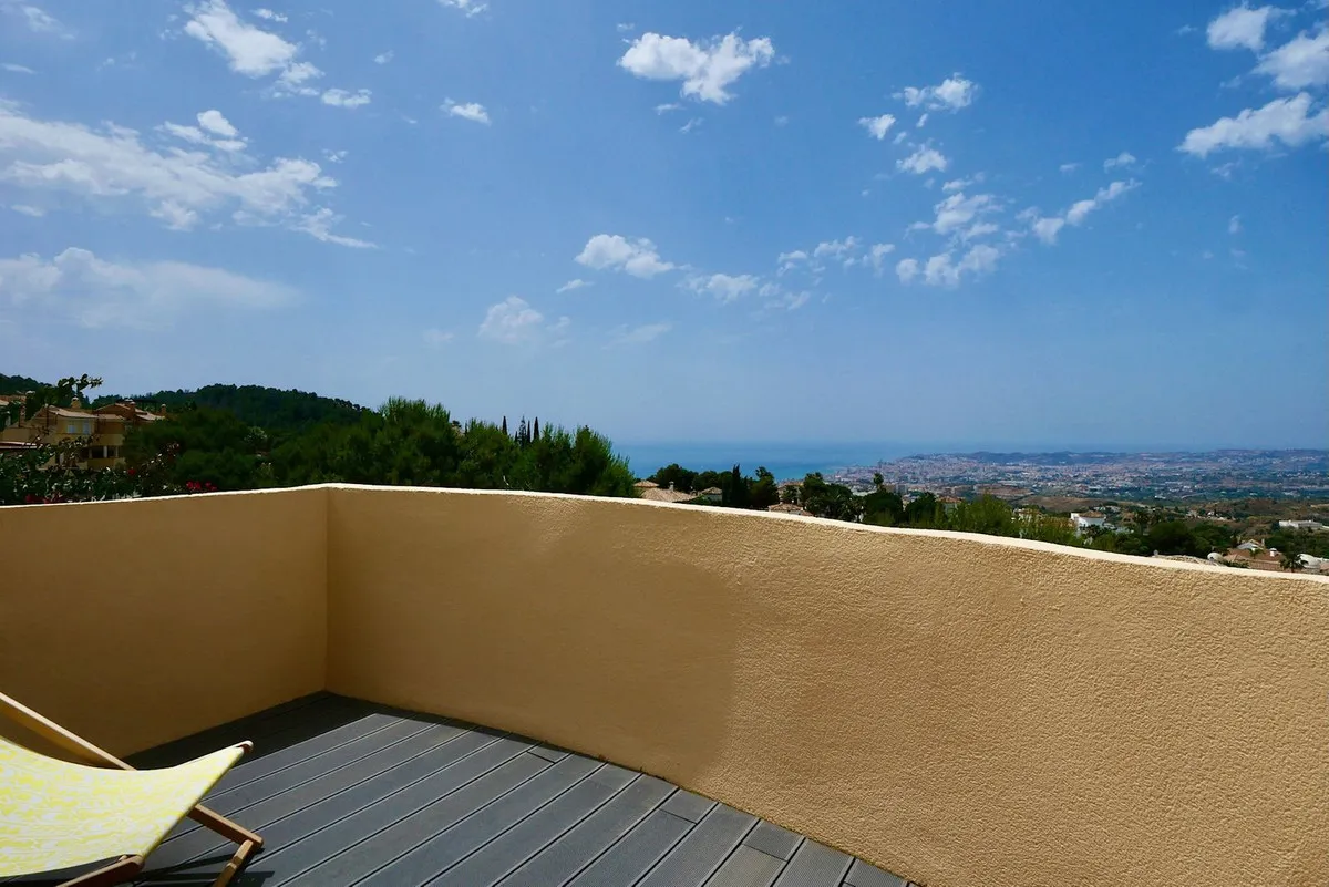 1c8c8349-85fa-435e-bb8b-3c28caa50ea4