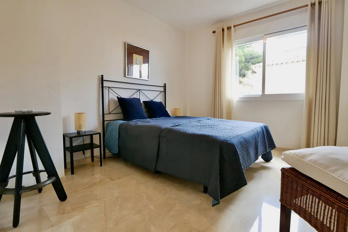 3b80dd92-a9bc-4d4f-9f35-a3ffbf395da6