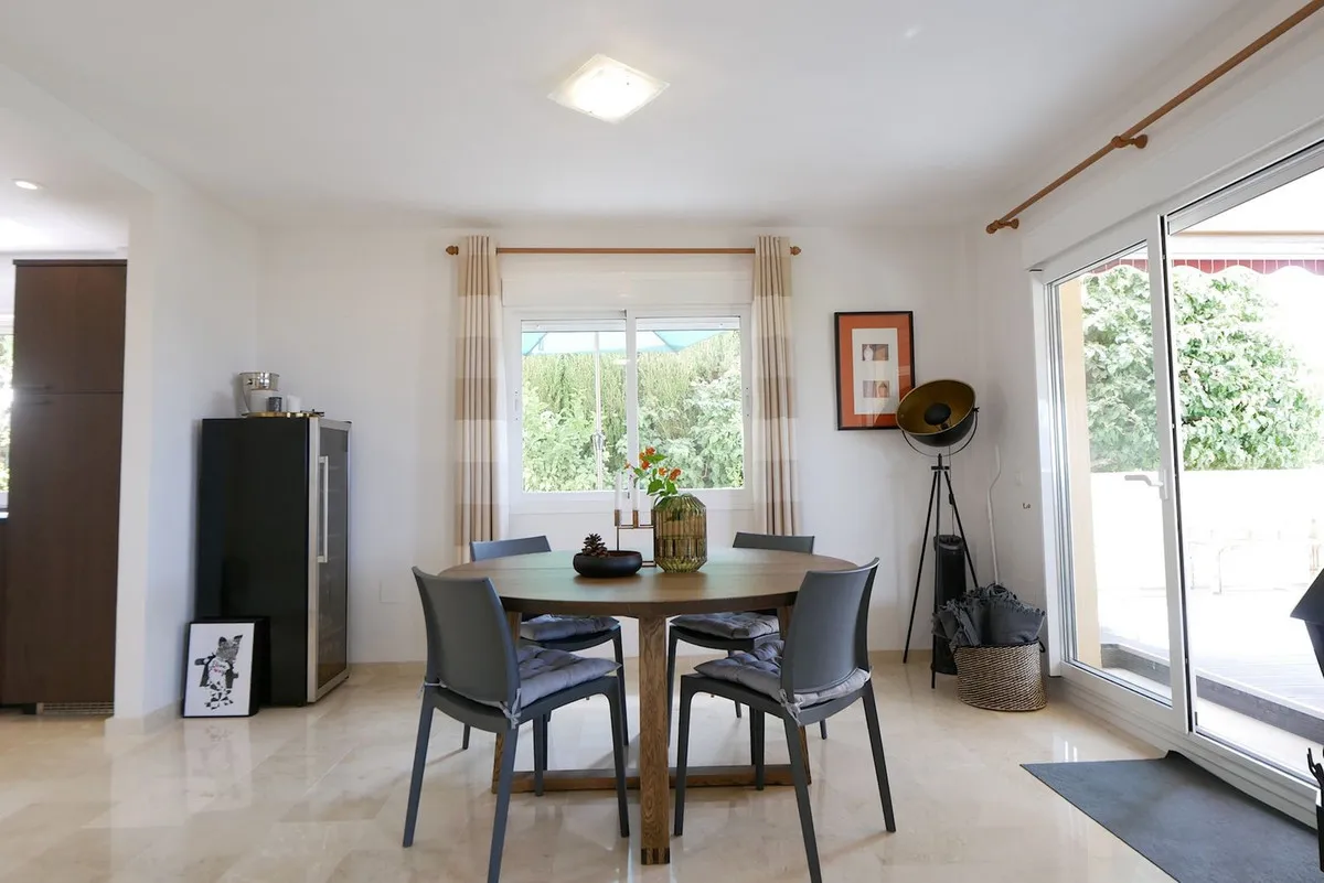 5a495ddd-b626-4e45-9172-ea75d85920ff