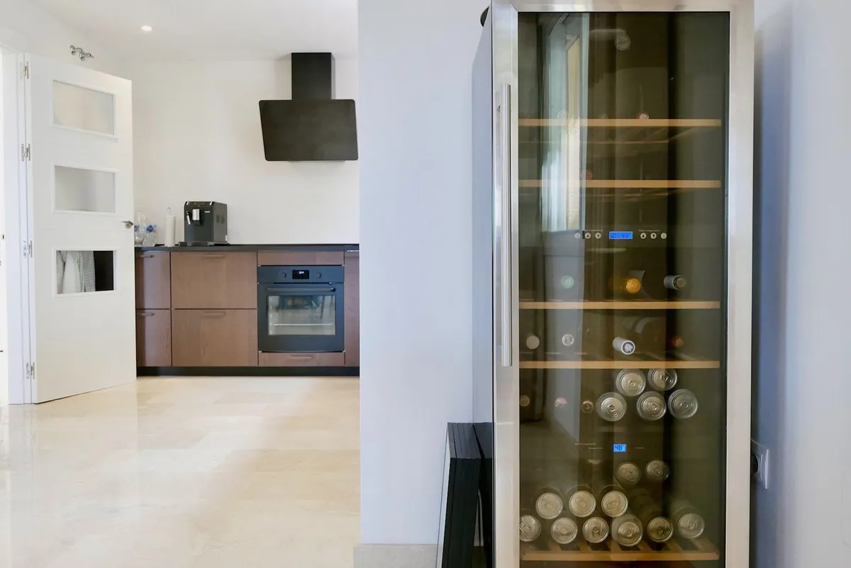 6e3be864-e0eb-43ca-bcaf-693f8595ae6e