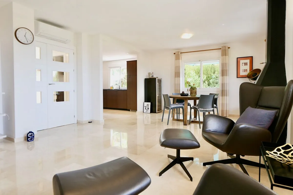 74bbe883-46a2-481a-b5d9-07b5ee998f29